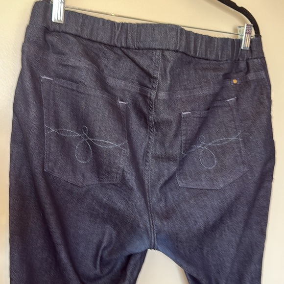 Lucky Brand Ankle Jeans with Elastic Waist - Picture 5 of 5